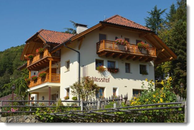 Schlosshof – Familie Lobis – I – 39054 Klobenstein / Ritten; Italien